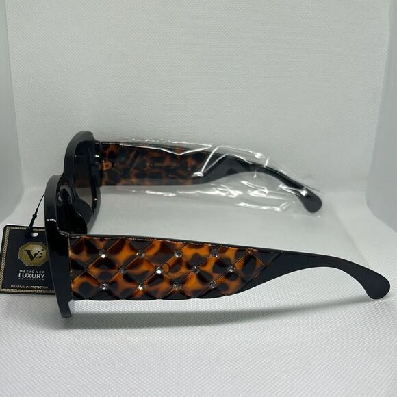 VG Women’s Tortoise Quilted Pattern Rhinestone Sunglasses - Picture 2 of 3
